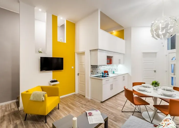 Orangehomes Klauzal Apartments